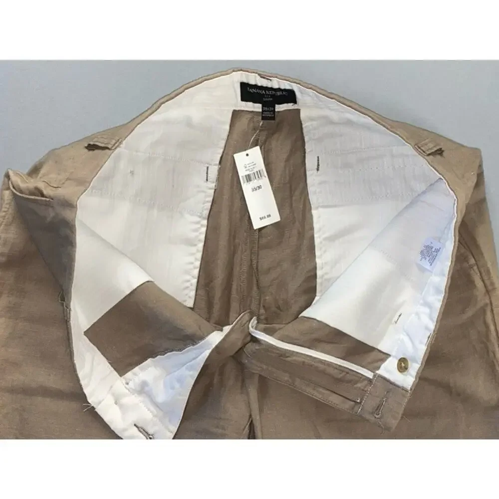 Banana Republic Gavin Fit Linen Blend Chino Pants in Beach Khaki. Men's 35X30.